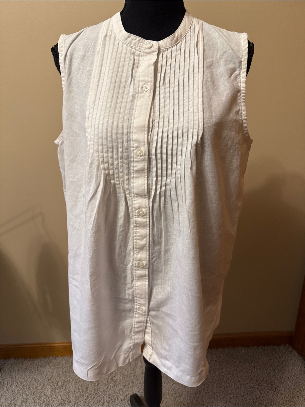 Lands' End Cream Sleeveless Pintuck Button-Front Blouse
